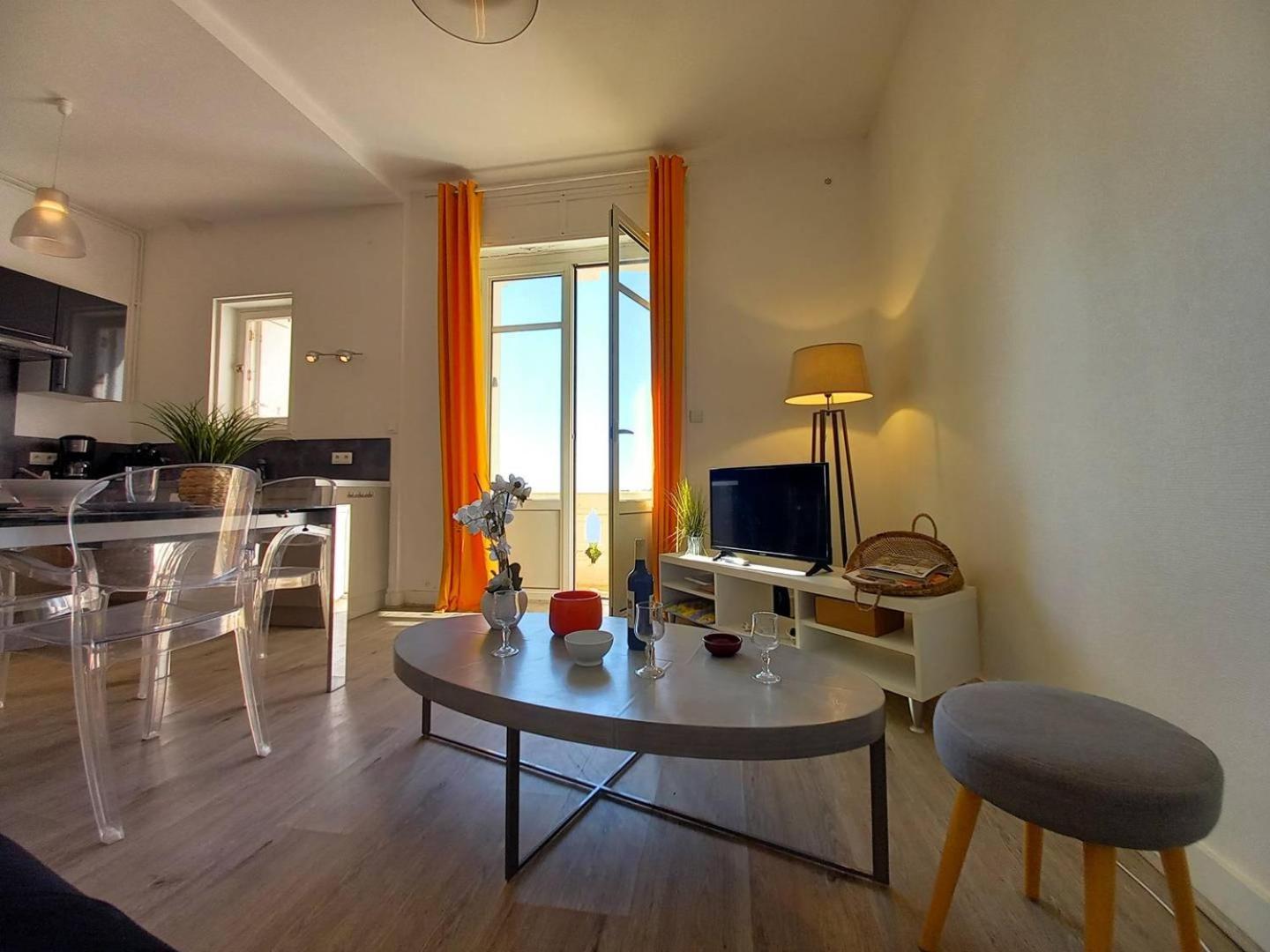 - Vue Magique Pour Cet Au 1er Etage - Du Golf Appartement Royan