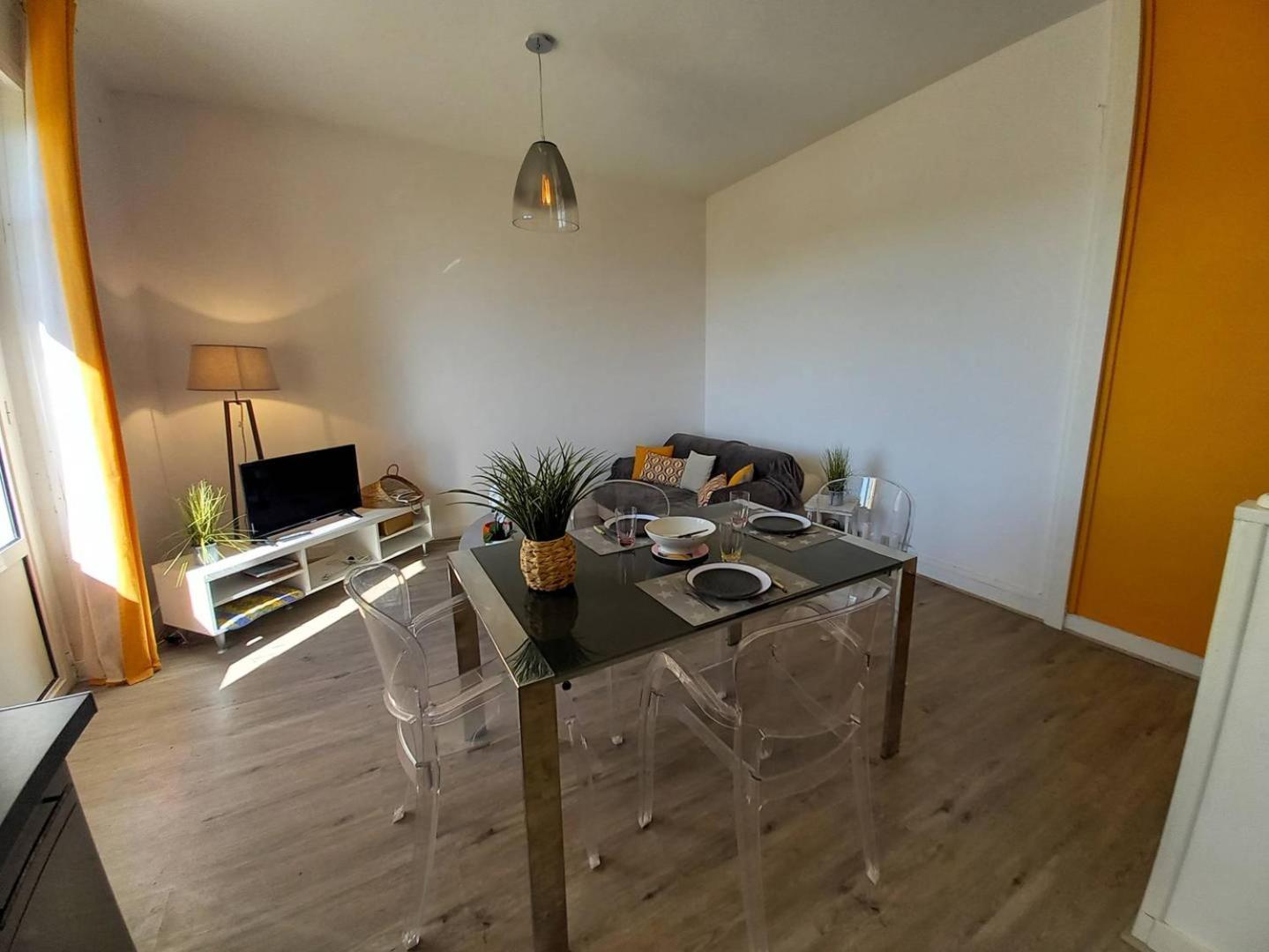 - Vue Magique Pour Cet Au 1er Etage - Du Golf Appartement Royan